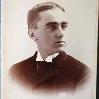 Portrait of a Man Cabinet Card by Savigny and Christmas