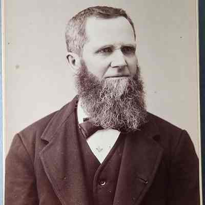 Portrait of a Man Cabinet Card by DeVos