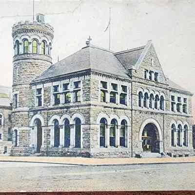 Post Office, Lansing, Mich. Postcard