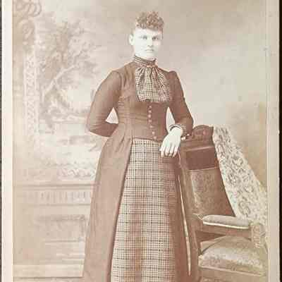 Mary Kletzlen Cabinet Card by Cheney & Lawson