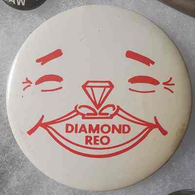 Diamond REO Smiley Button