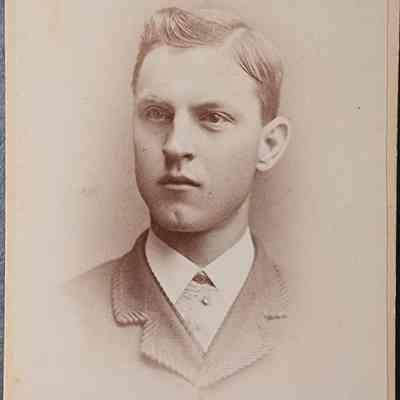 Portrait of a Man CDV by Cassey & Whitney