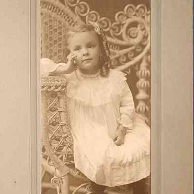 Lucille Piatt Card Photo by Ellison