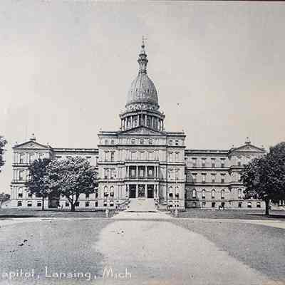 The Capitol, Lansing, Mich., Postcard