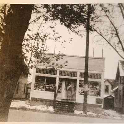 Lenon Family Photographs