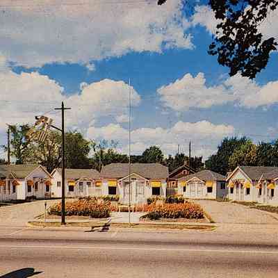 Doherty Hotel Motel, Clare, Mich., Postcard