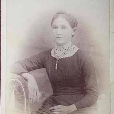 Jennie Dunsmore Dakin Portrait CDV by Heath