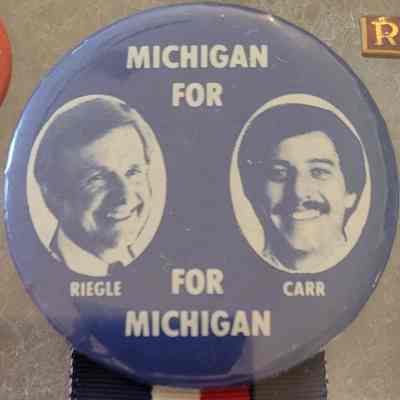 Riegle-Carr Jugate Coattail Button