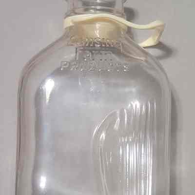 Lansing Farm Products Embossed Half Gallon with Handle