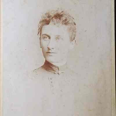 Portrait of a Woman Cabinet Card by Cassey & Co.