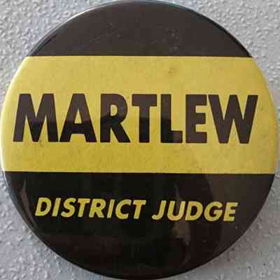 Martlew District Judge Button