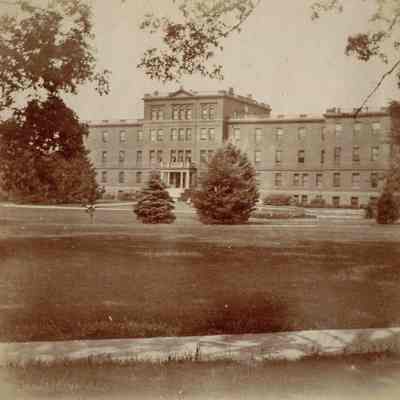 MAC Women's Building Snapshot Photo