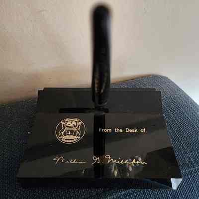 From the Desk of William G. Milliken Sheaffer Pen Caddy