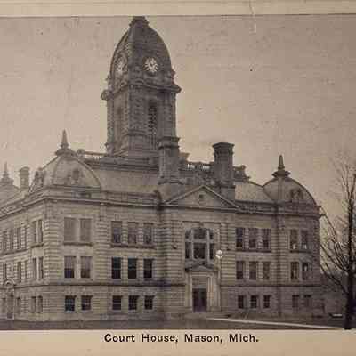 Court House, Mason, Mich., Postcard