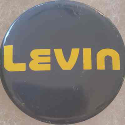 Levin Button