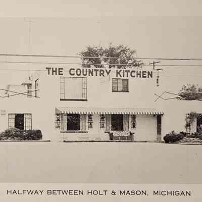 The Country Kitchen, Halfway Between Holt & Mason, Michigan, Postcard