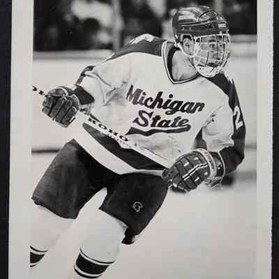 Bartells, MSU Hockey Photo