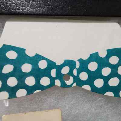 Soapy Bowtie Paper Tag