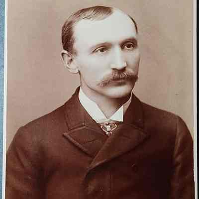 Portrait of a Man Cabinet Card by Metropolitan Art Gallery