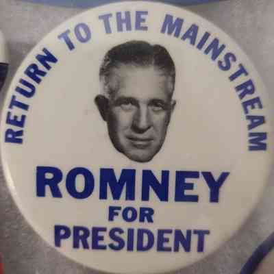 Return to the Mainstream Romney Button