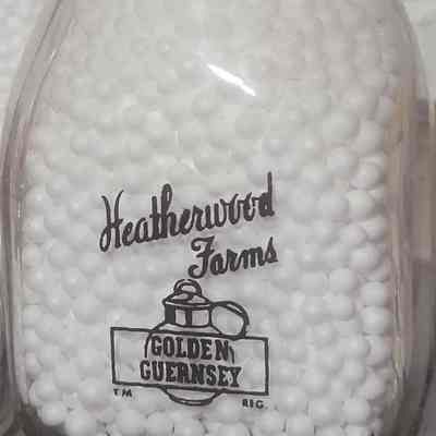 Heatherwood Farms Pyro Square Half Pint Bottle