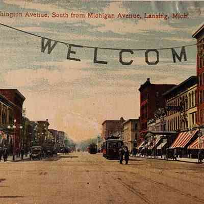 Washington Avenue, South from Michigan Avenue, Lansing, Mich., Postcard