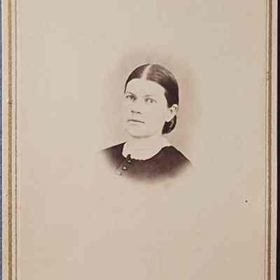Portrait of a Woman CDV by Cheney