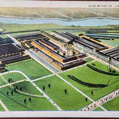 Olds Motor Co., Lansing, Mich. Postcard