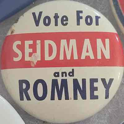 Seidman-Romney Coattail Button