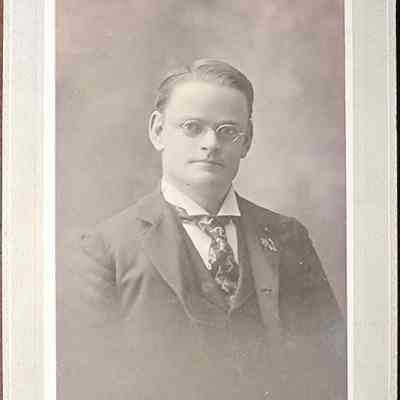 Geo. Campbell Card Photo by Hatton