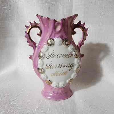 Lansing, Mich., Porcelain Souvenir Vase