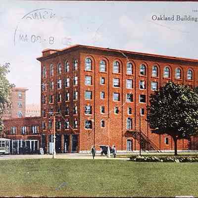 Oakland Building, Lansing, Michigan Postcard