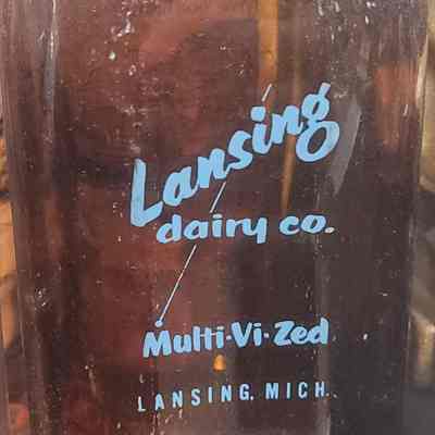 Lansing Dairy Co. Multi-Vi-Zed Amber Pyro Bottle