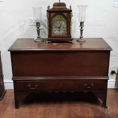 CEDAR CHEST-ON-FRAME, WITH SQUARE LEGS