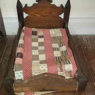 DOLL'S BED