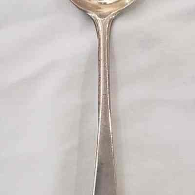 SERVING SPOON
