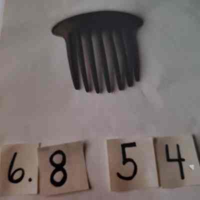 Hair Comb, Small, Plain Brown