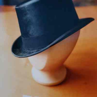 Black Beaver Top Hat