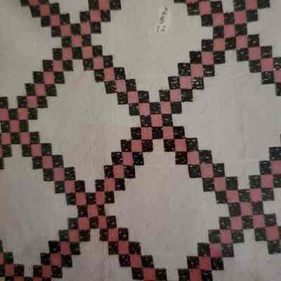 Quilt White Background 2" Squares