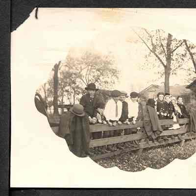 PH-1032i-PH-Rugen Reunion 1910 at Rugen Homestead
