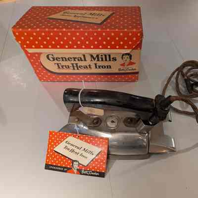 General Mills Tru-Heat Iron