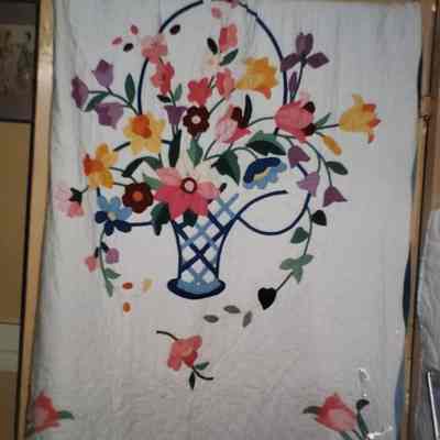 Quilt - Basket of Various Flowers