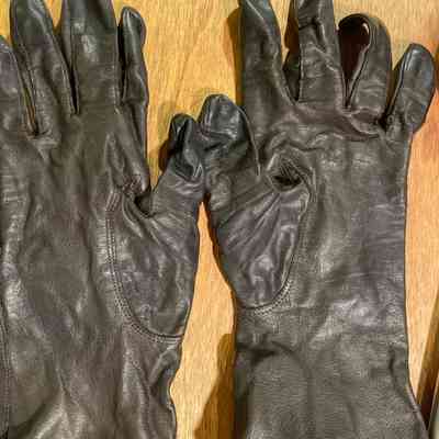Leather Black Gloves - 1 Pair