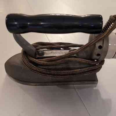 Electric Iron