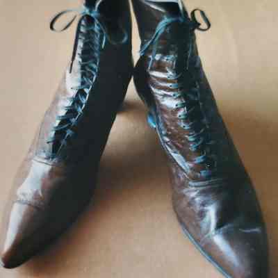 Brown Leather High Top, Front Lacing