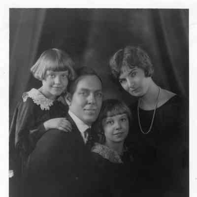 PH-1170a-Jeanette R Center, Father Frank, Stepmother Lillian Sanger Rugen, and Sister Elizabeth (Betty) behind father