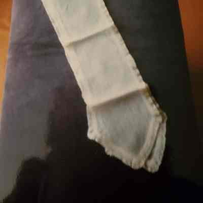 Rectangular Batiste Scarf - Pointed Ends