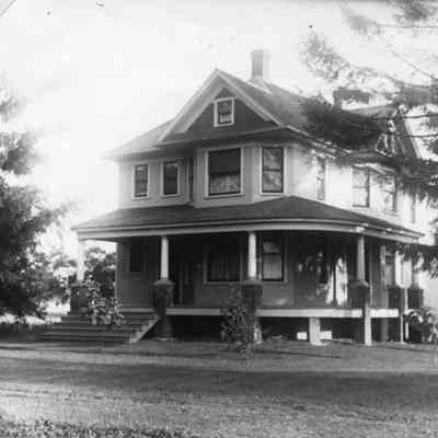 PH-0121: Residence of Louis Rugen 9-6-1909