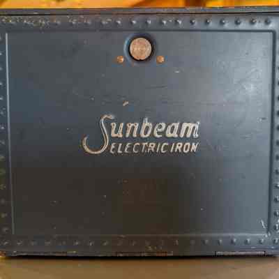 Closed Traveling Case