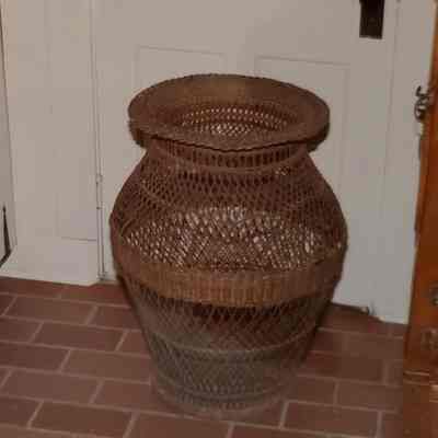 Hamper, Wicker